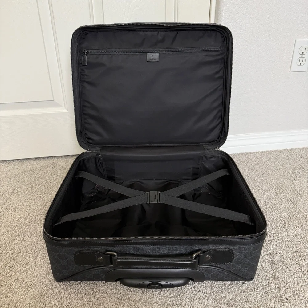 Gucci GG Supreme Canvas Carry on Pilot Monogram Briefcase